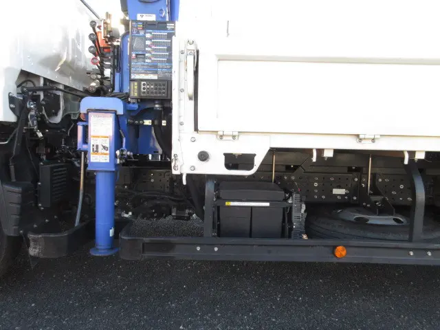 三菱 キャンター 2PG-FEB50(2WD)の写真29