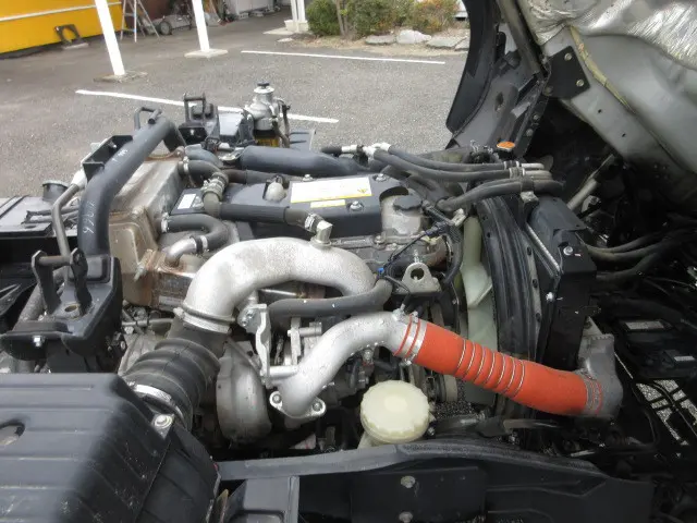 いすゞ フォワード 2PG-FRR90S1(2WD)の写真33