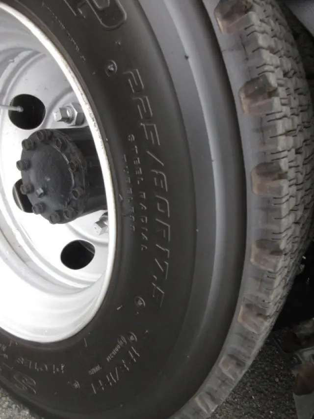 いすゞ フォワード 2PG-FRR90S1(2WD)の写真39