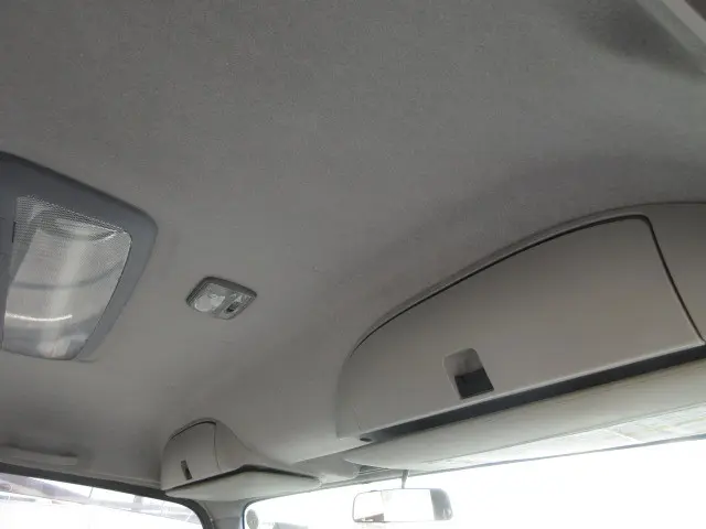 いすゞ フォワード 2RG-FRR90S1(2WD)の写真32