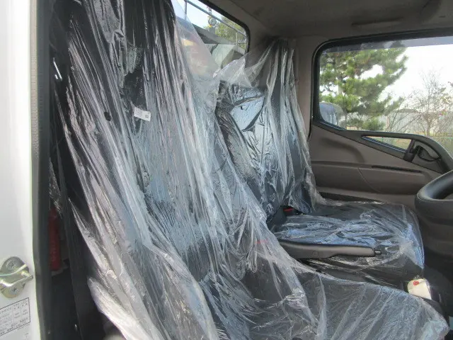 三菱 キャンター 2RG-FBAV0(2WD)の写真17