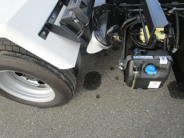 三菱 キャンター 2RG-FBAV0(2WD)の写真39