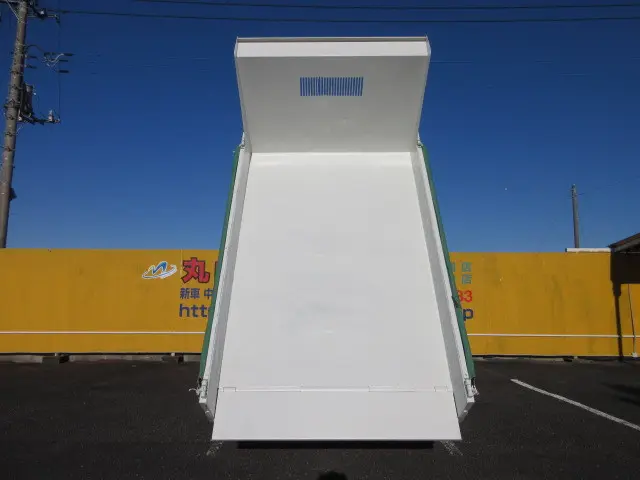 いすゞ フォワード 2RG-FRR90S2(2WD)の写真14