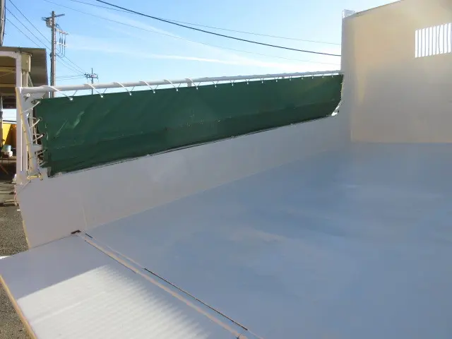 いすゞ フォワード 2RG-FRR90S2(2WD)の写真16