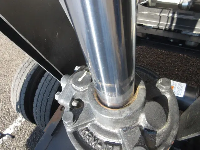 いすゞ フォワード 2RG-FRR90S2(2WD)の写真21