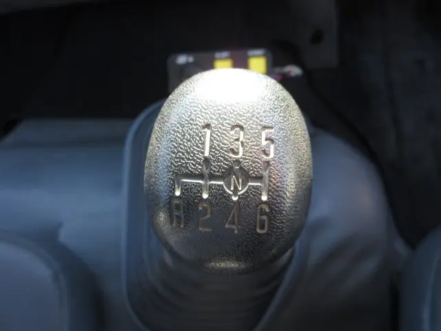 いすゞ フォワード 2RG-FRR90S2(2WD)の写真26