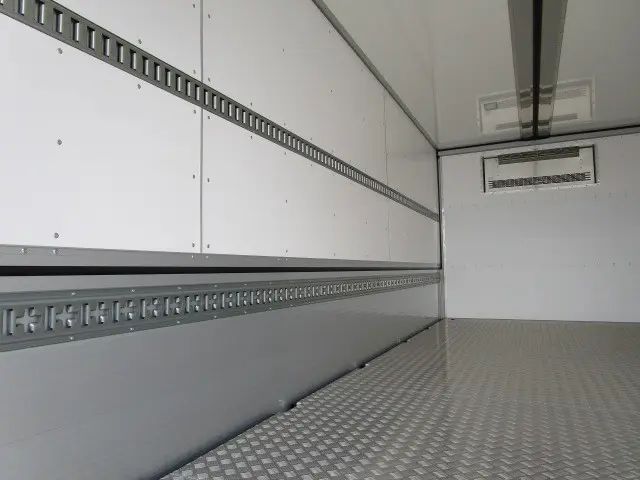 日野 レンジャー 2KG-FD2ABG(2WD)の写真14