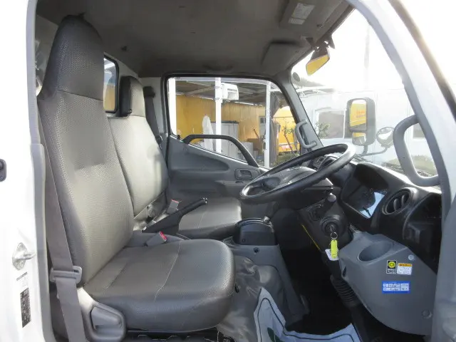 日野 デュトロ TPG-XZU605M(2WD)の写真13