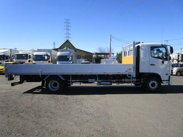 日野 レンジャー 2KG-FE2ACG(2WD)の写真6