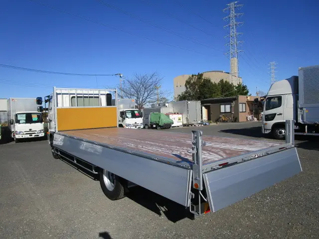 日野 レンジャー 2KG-FE2ACG(2WD)の写真9