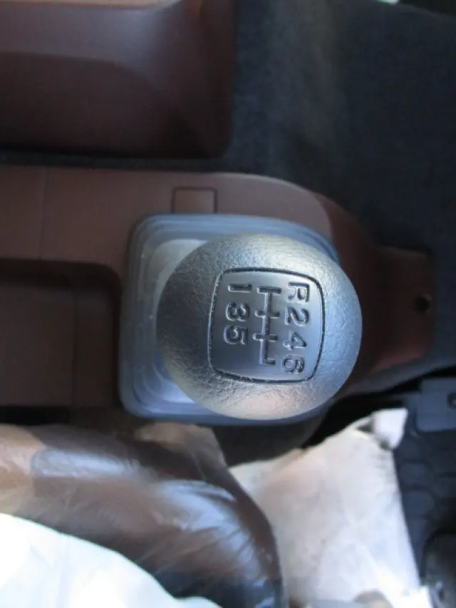 日野 レンジャー 2KG-FE2ACG(2WD)の写真19