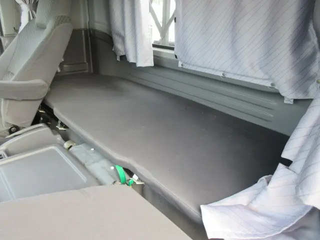 いすゞ フォワード 2RG-FRR90S2(2WD)の写真27