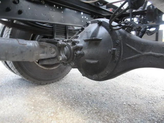 いすゞ フォワード 2RG-FRR90S2(2WD)の写真34