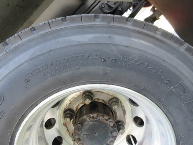 いすゞ フォワード 2RG-FRR90S2(2WD)の写真50