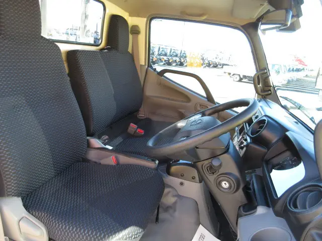 日野 デュトロ 2WG-XZU606M(2WD)の写真14