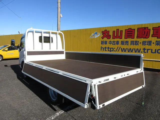 日野 デュトロ 2WG-XZU646M(2WD)の写真12