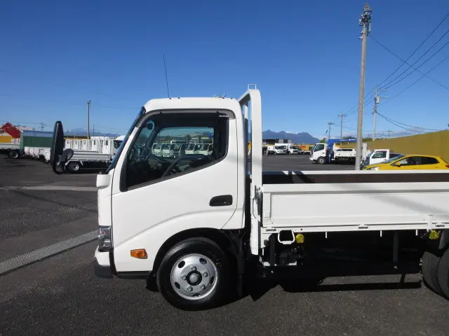 日野 デュトロ 2WG-XZU646M(2WD)の写真33