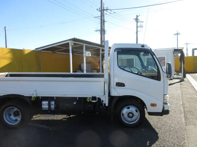 日野 デュトロ 2WG-XZU646M(2WD)の写真36