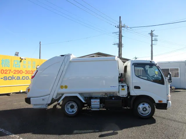 日野 デュトロ 2KG-XZU605X(2WD)の写真6