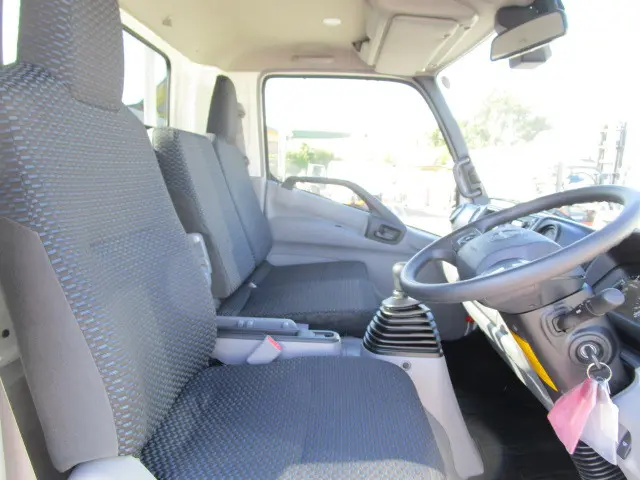 日野 デュトロ 2WG-XZU713M(2WD)の写真15