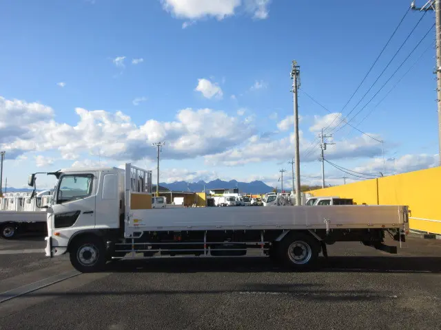 日野 レンジャー 2KG-FE2ACG(2WD)の写真5