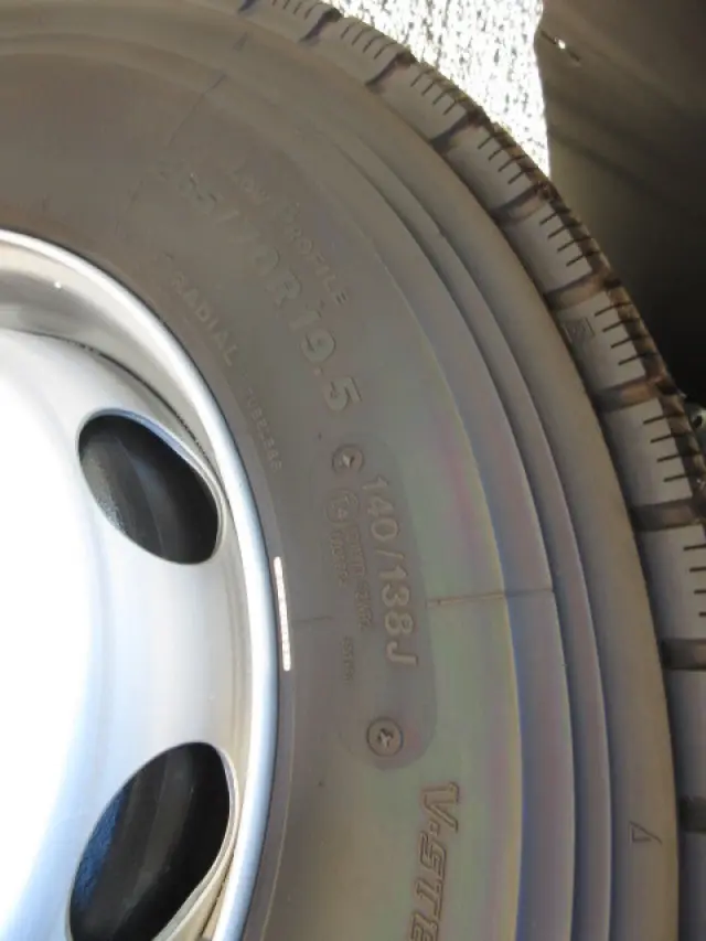 日野 レンジャー 2KG-FE2ACG(2WD)の写真49