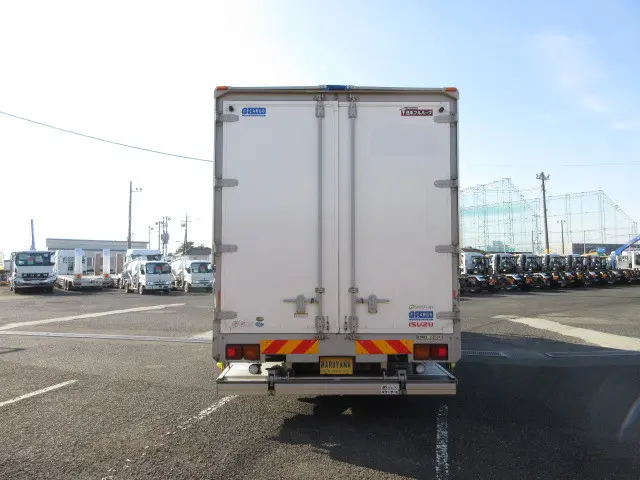 いすゞ フォワード 2RG-FRR90T2(2WD)の写真11