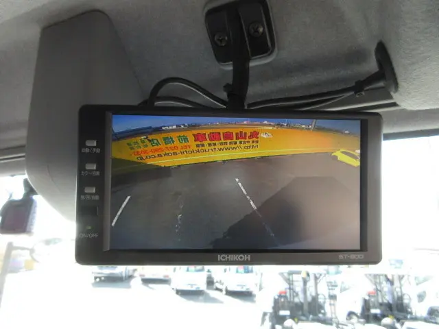 いすゞ フォワード 2RG-FRR90T2(2WD)の写真24