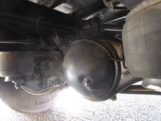 いすゞ フォワード 2RG-FRR90T2(2WD)の写真33