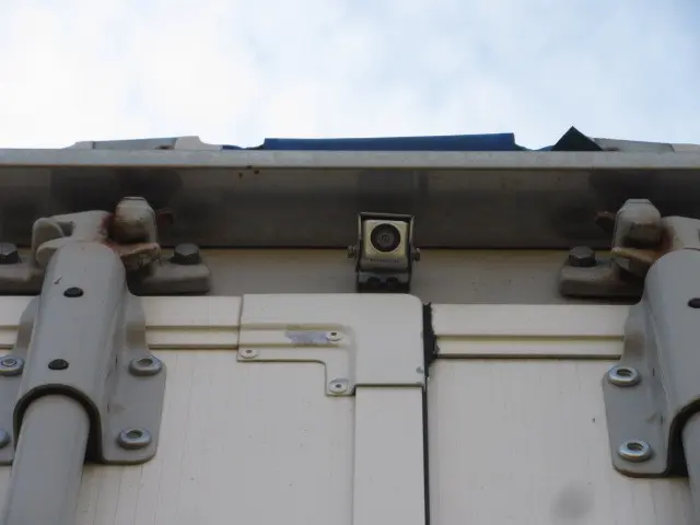 いすゞ フォワード 2RG-FRR90T2(2WD)の写真35