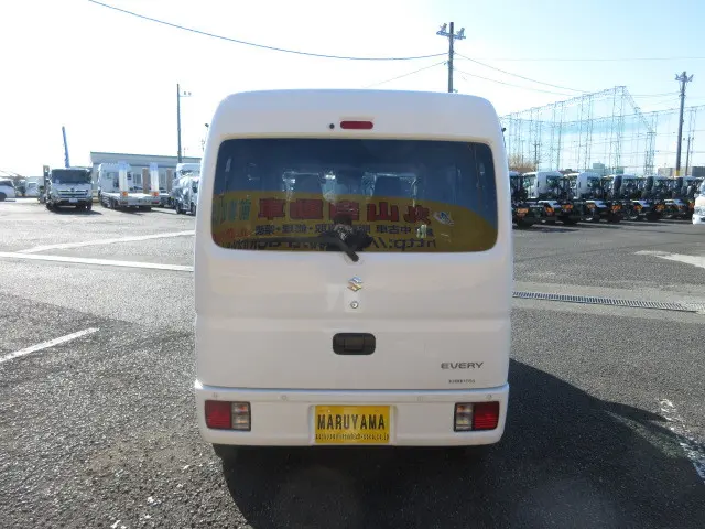 スズキ エブリイ 5BD-DA17V(4WD)の写真7