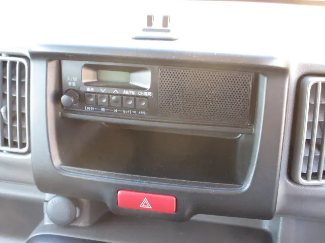 スズキ エブリイ 5BD-DA17V(4WD)の写真15