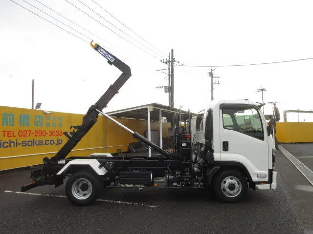 いすゞ フォワード 2RG-FRR90S4(2WD)の写真13