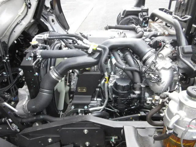 いすゞ フォワード 2RG-FRR90S4(2WD)の写真28