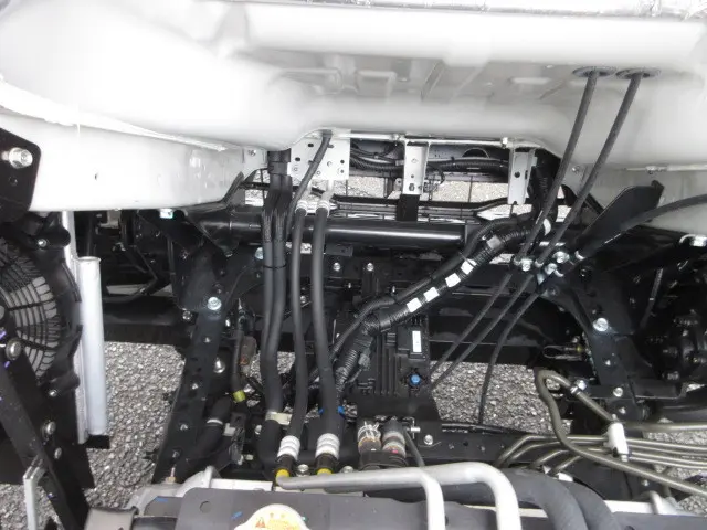 いすゞ フォワード 2RG-FRR90S4(2WD)の写真31