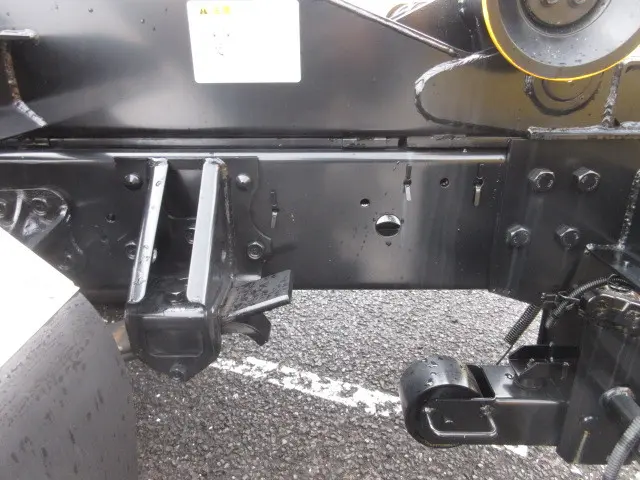 いすゞ フォワード 2RG-FRR90S4(2WD)の写真37