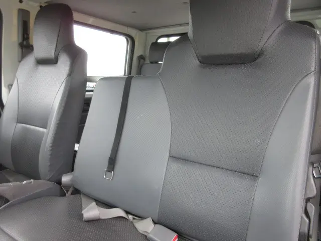 いすゞ エルフ TRG-NJS85A(4WD)の写真23