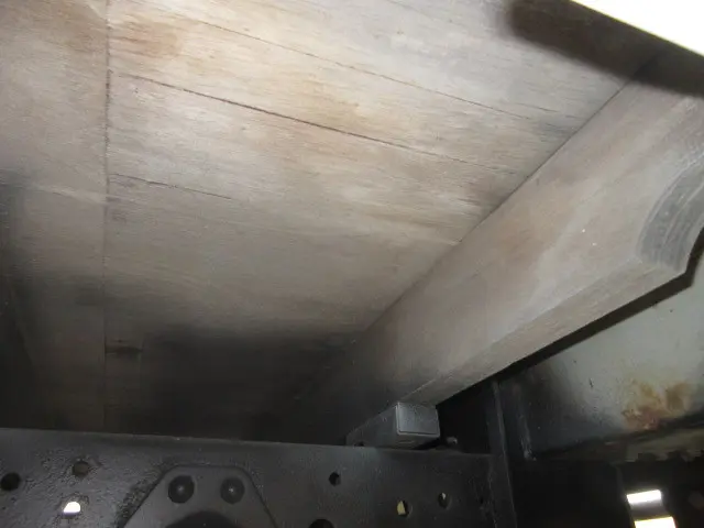 いすゞ エルフ TRG-NJS85A(4WD)の写真36