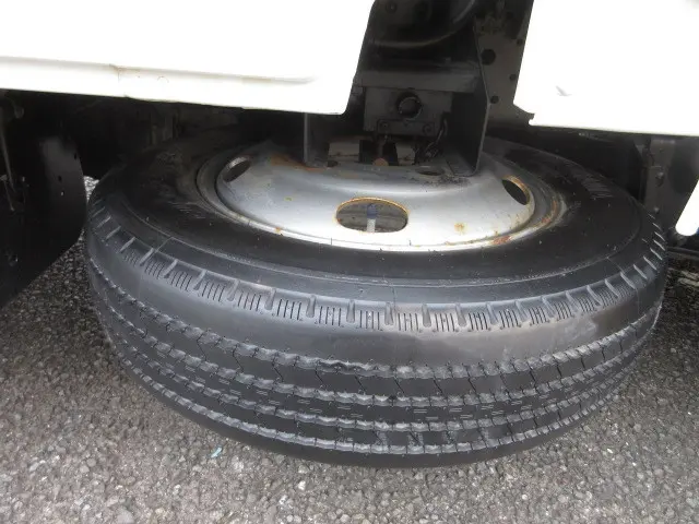 いすゞ エルフ TRG-NJS85A(4WD)の写真39