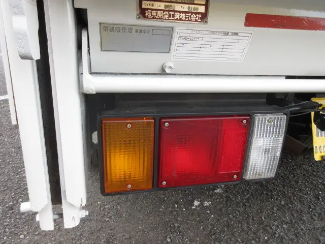 いすゞ エルフ TRG-NJS85A(4WD)の写真42