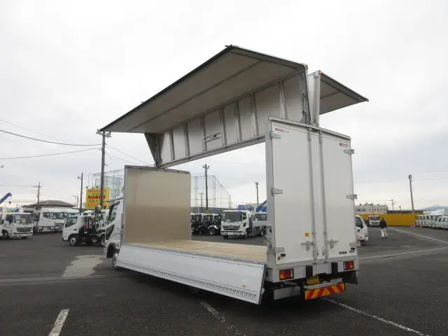 三菱 ファイター 2KG-FK65F(2WD)の写真13