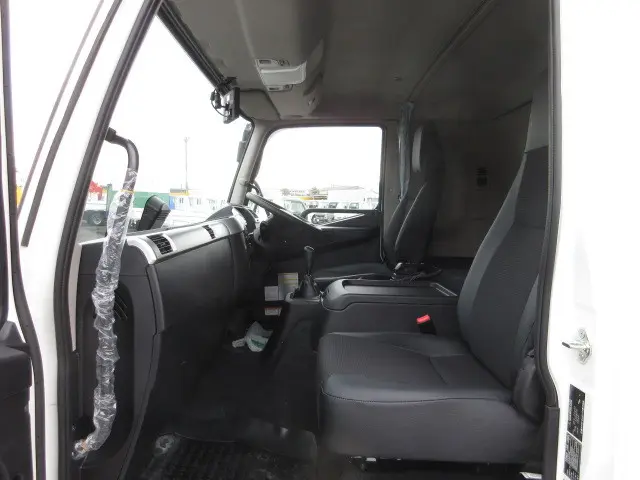 三菱 ファイター 2KG-FK65F(2WD)の写真26