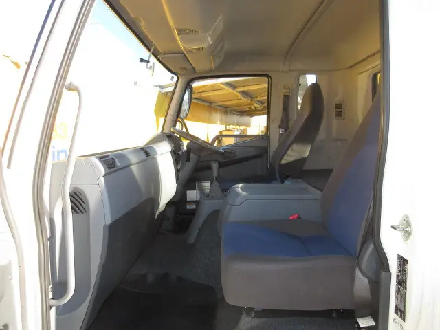 三菱 ファイター TKG-FK62FY(2WD)の写真17