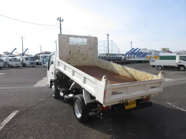 いすゞ エルフ 2RG-NJR88AN(2WD)の写真10