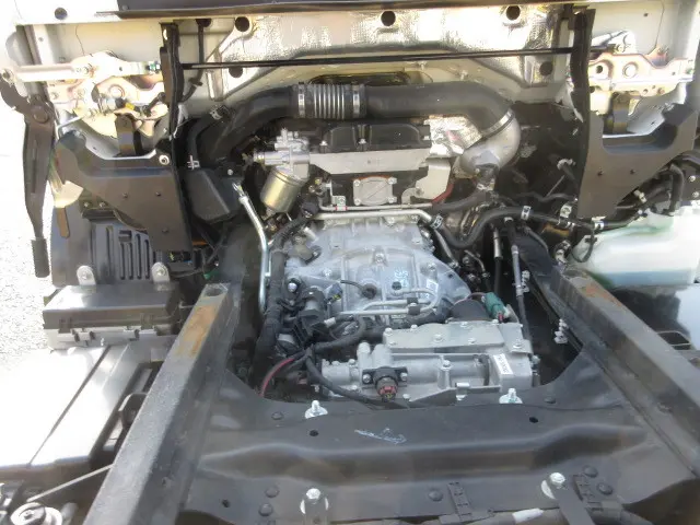 いすゞ エルフ 2RG-NJR88AN(2WD)の写真32