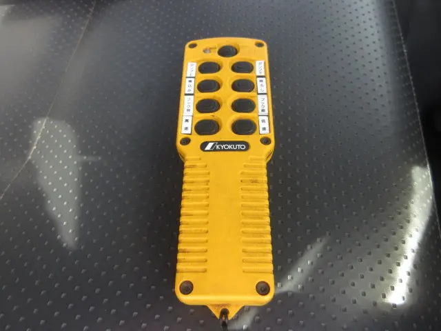 いすゞ フォワード 2RG-FRR90S2(2WD)の写真33