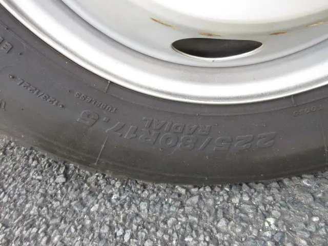 いすゞ フォワード 2RG-FRR90S2(2WD)の写真49