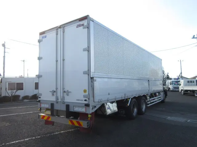 ＵＤ クオン 2PG-CD5CA(6x2)の写真4