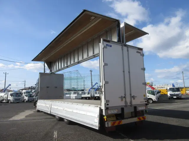 ＵＤ クオン 2PG-CD5CA(6x2)の写真10