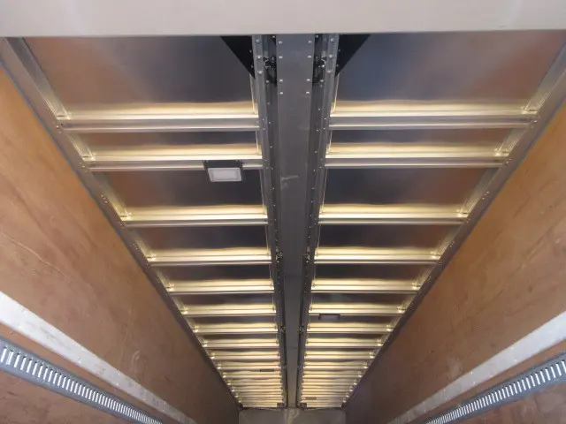 ＵＤ クオン 2PG-CD5CA(6x2)の写真18